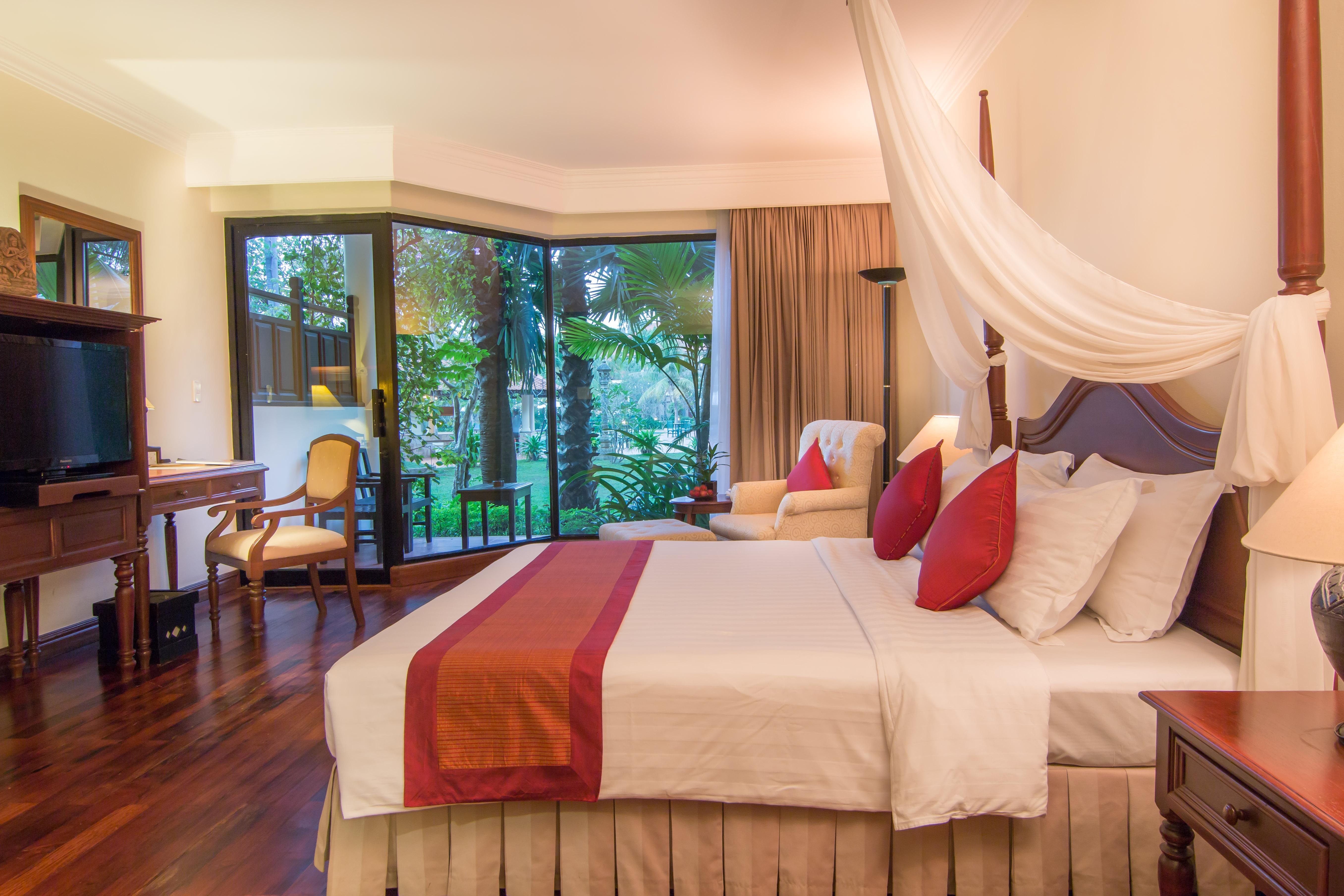 Angkor Palace Resort & Spa Siem Reap Exterior photo