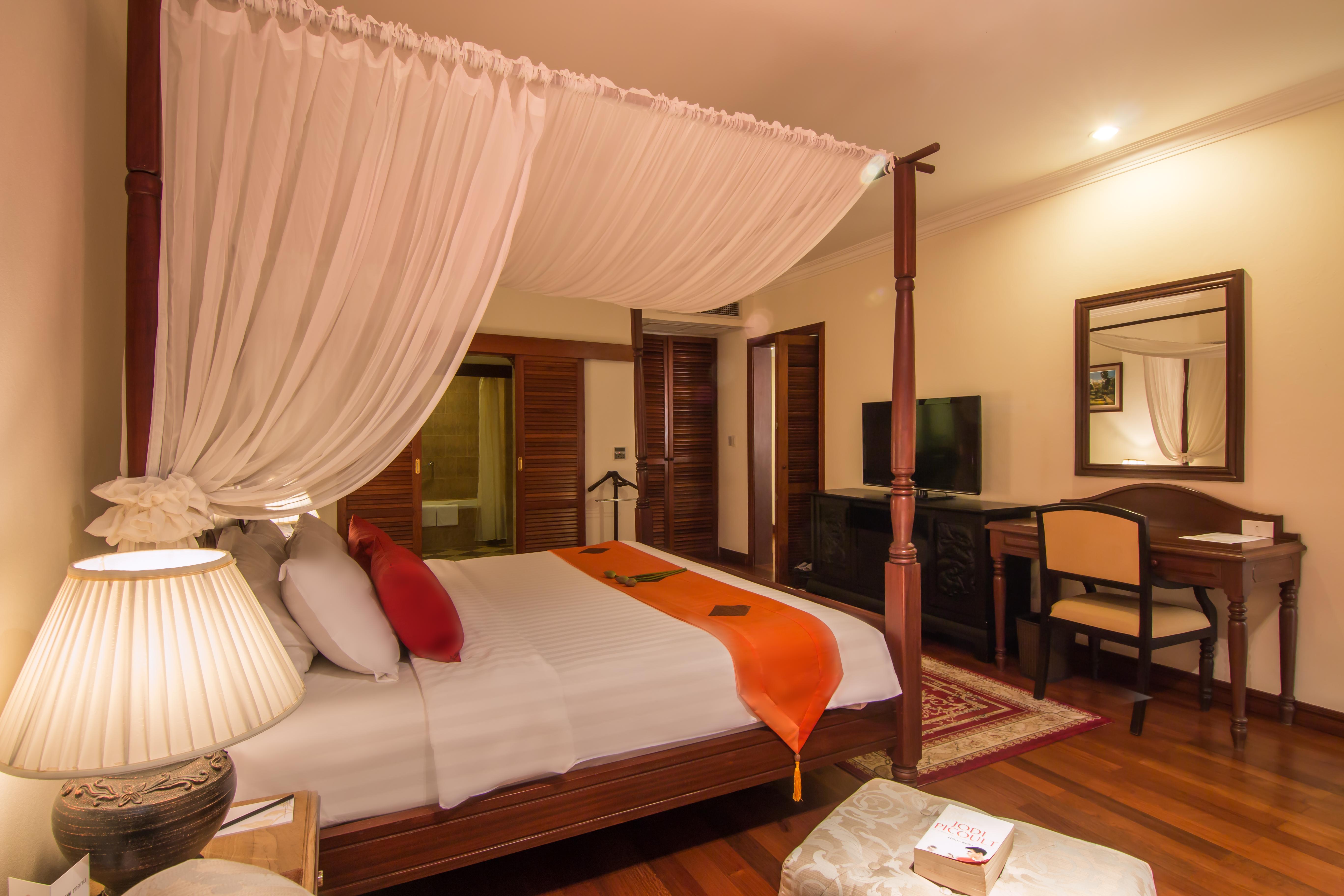 Angkor Palace Resort & Spa Siem Reap Exterior photo