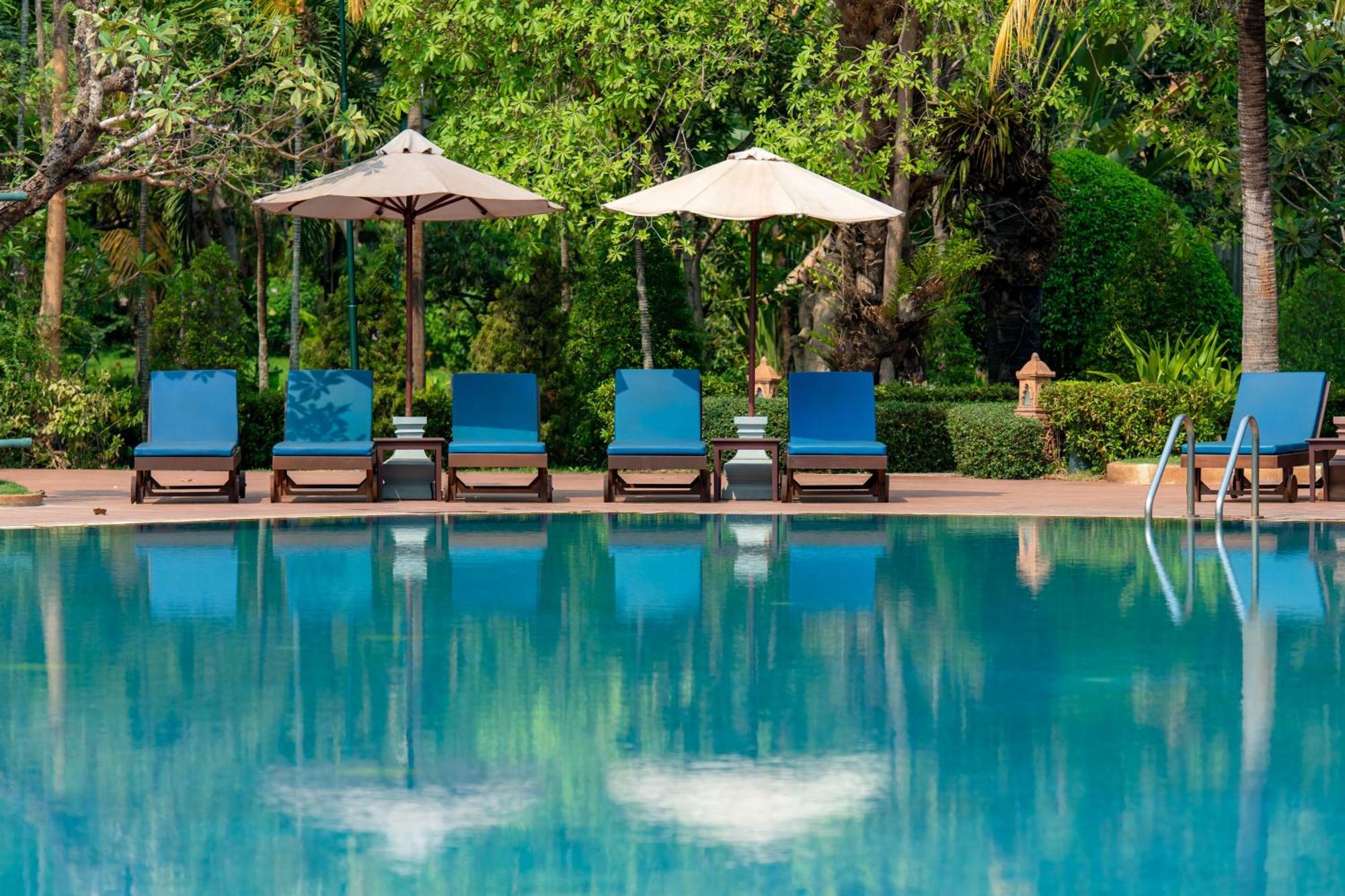 Angkor Palace Resort & Spa Siem Reap Exterior photo