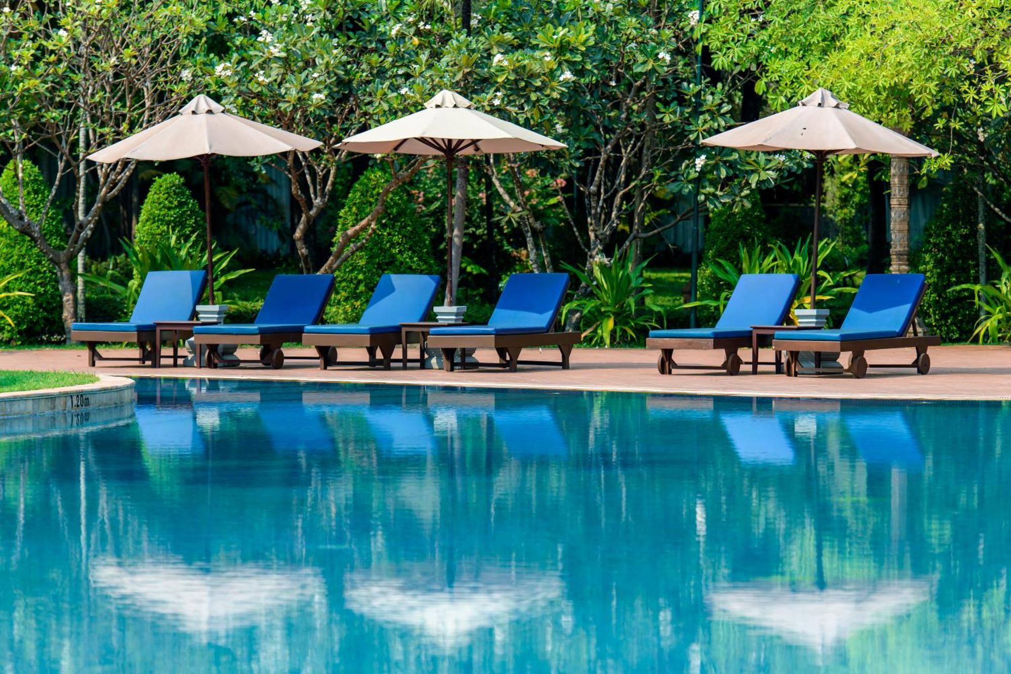 Angkor Palace Resort & Spa Siem Reap Exterior photo
